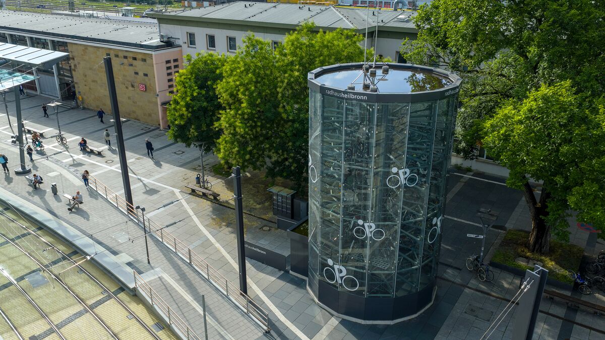 Vue aérienne du Bikesafe à la gare centrale de Heilbronn